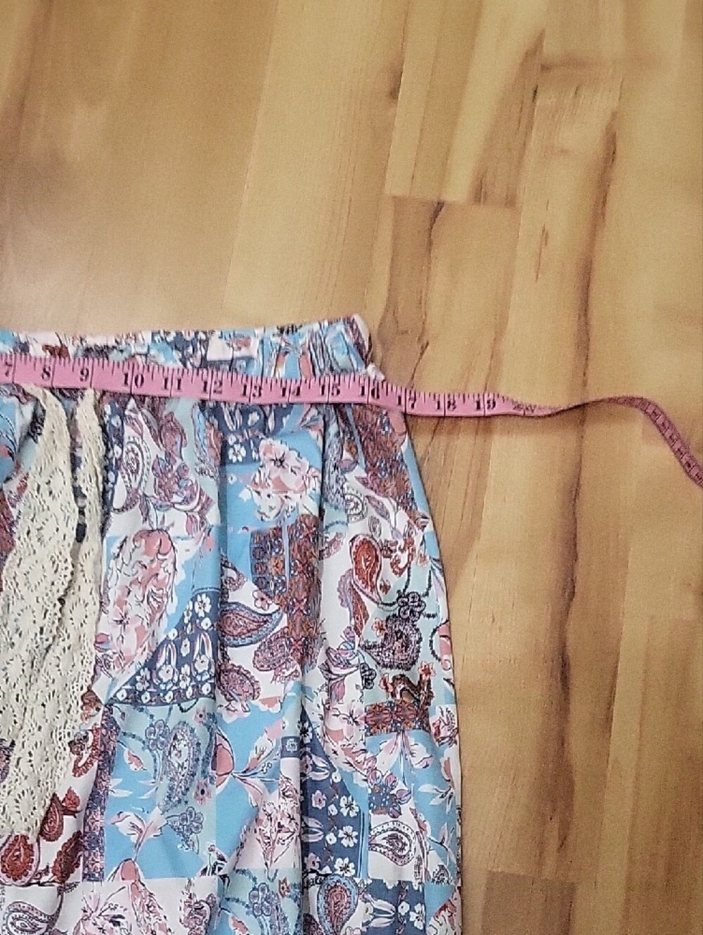 POL Women's Blue Paisley Balloon Jogger Pants Size Medium - Picture 12 of 14